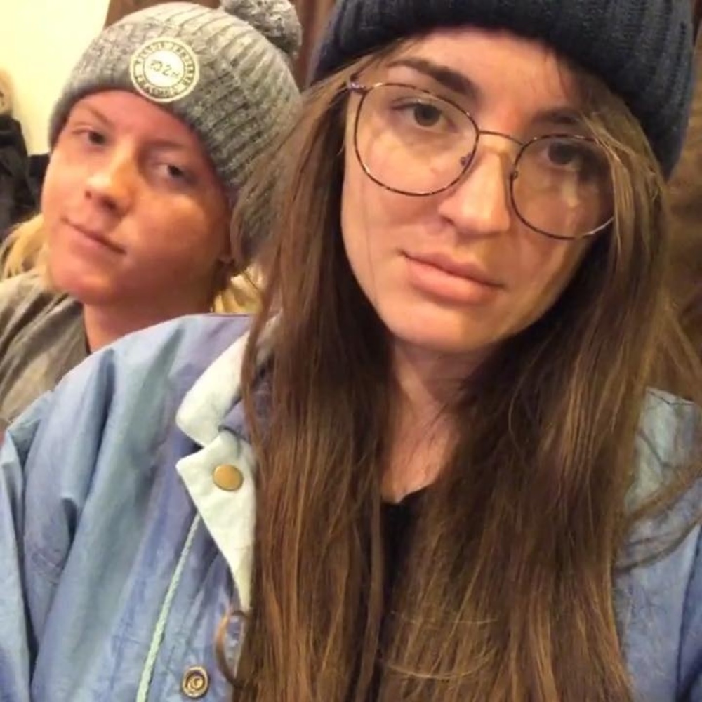 Meet your Posher, Holly